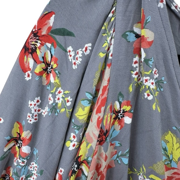 Torrid Babydoll Super Soft Surplice Volume Sleeve Top sz 0X floral - Picture 6 of 12